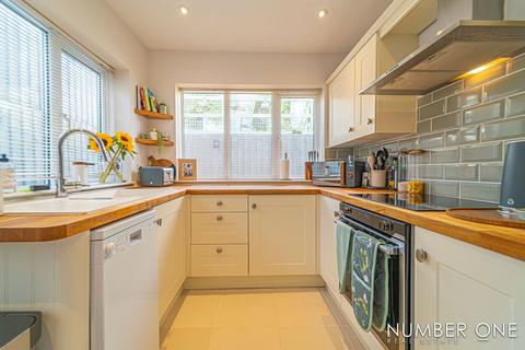 150 Bridgend Road, Aberkenfig, Bridgend, CF32 9AD