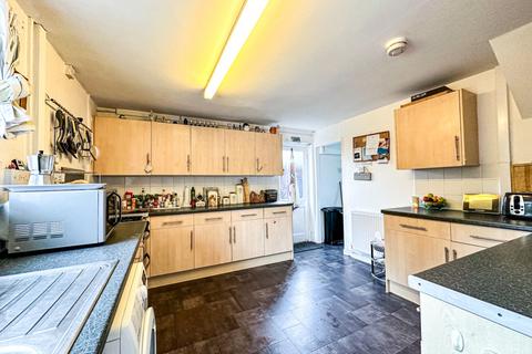 3 bedroom end of terrace house for sale, Greenway, Bishops Lydeard, Taunton, Somerset, TA4