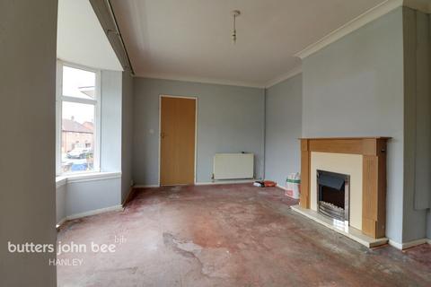 3 bedroom end of terrace house for sale, Smithyfield Road, Stoke-On-Trent ST6 8JU