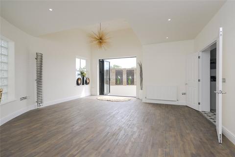 4 bedroom detached house for sale, Charleville Mews, St Margarets/ Old Isleworth, TW7