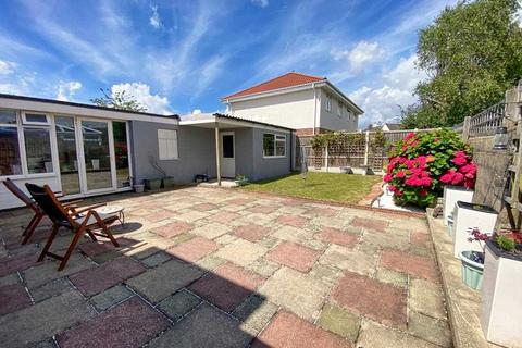 4 bedroom chalet for sale, Parkstone, Poole BH12