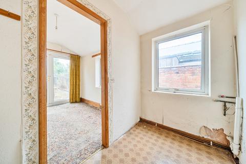 28 Hewson Road, Lincoln, LN1 1RX