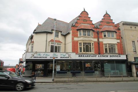 5 bedroom apartment for sale, Abergele Road, Colwyn Bay LL29