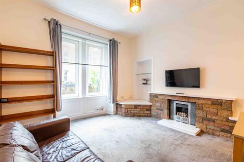 1 bedroom flat to rent, 2993L – Caledonian Place, Edinburgh, EH11 2AP