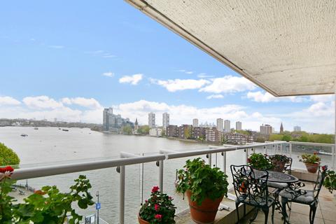 2 bedroom apartment for sale, Chelsea Crescent, Chelsea Harbour, London