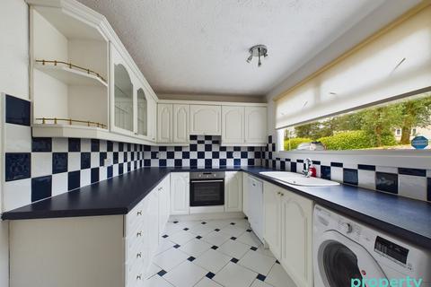 3 bedroom terraced house to rent, North Berwick Crescent, East Kilbride, South Lanarkshire, G75