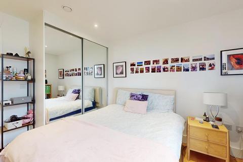 2 bedroom apartment for sale, Upper Richmond Road, SW15