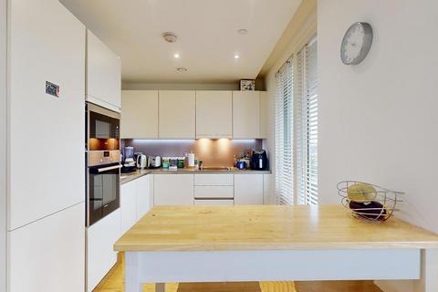 2 bedroom apartment for sale, Upper Richmond Road, SW15