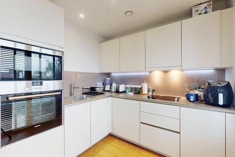 2 bedroom apartment for sale, Upper Richmond Road, SW15