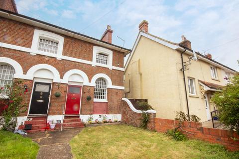 2 bedroom end of terrace house for sale, Nicholson Street, Newport