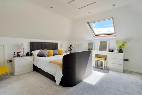 Velland Vell Lane, Delabole, PL33 9DR