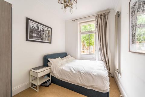 3 bedroom flat to rent, Castellain Road, Maida Vale, London, W9