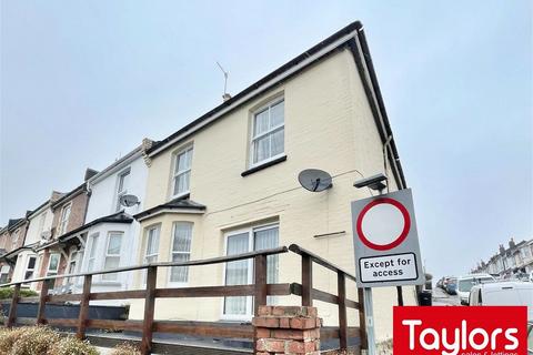 3 bedroom terraced house for sale, St. Michaels Road, Paignton