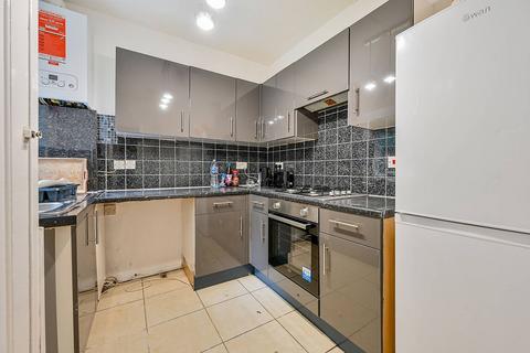 Gunnersbury Court, Acton, London, W3