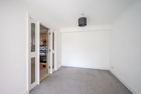 2 bedroom flat for sale, Beaufort House, Raynes Park, London, SW20