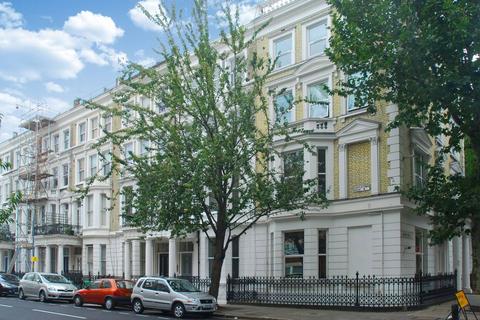 2 bedroom flat to rent, Castletown Road, Barons Court, London, W14