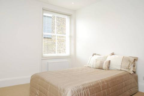 2 bedroom flat to rent, Castletown Road, Barons Court, London, W14