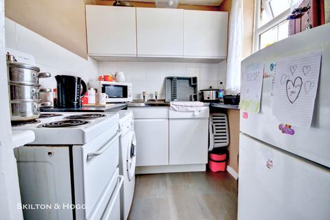 75 Balliol Road, Daventry, NN11 4SF