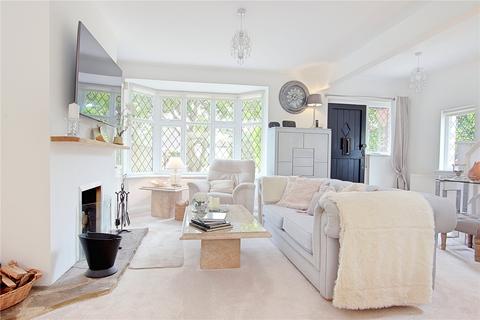 4 bedroom semi-detached house for sale, Park Drive, Rustington, Littlehampton, West Sussex, BN16