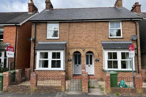 3 bedroom semi-detached house for sale, Westbrooke Road, Alton, Hampshire