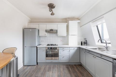 2 bedroom flat to rent, Sinclair Road, Hammersmith W14