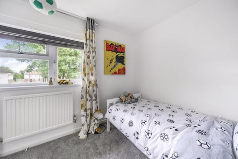12 Spreckley Close, Henlow, SG16 6HY