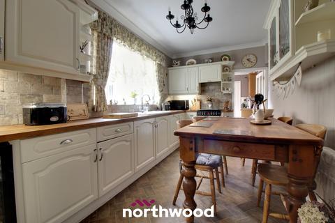 19 Field Road, Thorne, Doncaster, DN8 4AG
