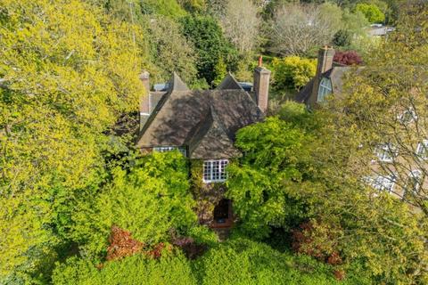 6 bedroom detached house for sale, Wildwood Rise, Hampstead Garden Suburb, London, NW11