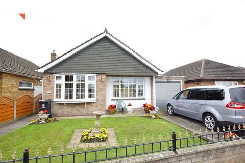 2 bedroom detached bungalow for sale, Grenfell Avenue, Holland-on-Sea