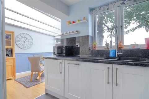16 Barrhead Close, Stockton-on-tees, TS19 7SB