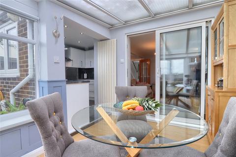 16 Barrhead Close, Stockton-on-tees, TS19 7SB