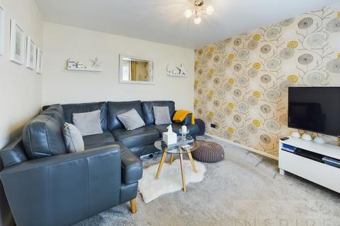 3 bedroom terraced house for sale, Loxwood Walk, Crawley RH11