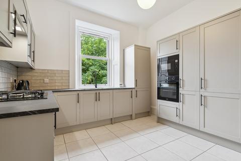 1 bedroom apartment for sale, Cathcart Road, Flat 3/1, Govanhill, Glasgow, G42 8ES