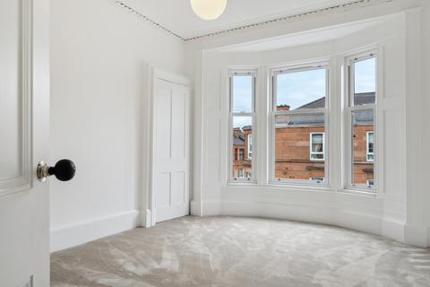 1 bedroom apartment for sale, Cathcart Road, Flat 3/1, Govanhill, Glasgow, G42 8ES