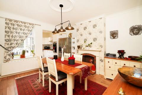 52 Tyzack Road, Sheffield, S8 0GL
