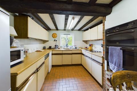 3 bedroom semi-detached house for sale, Castle Cottages Sandy Lane, Southampton SO52