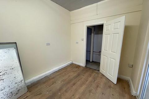 Property to rent, Holtshill Lane, Walsall, West Midlands