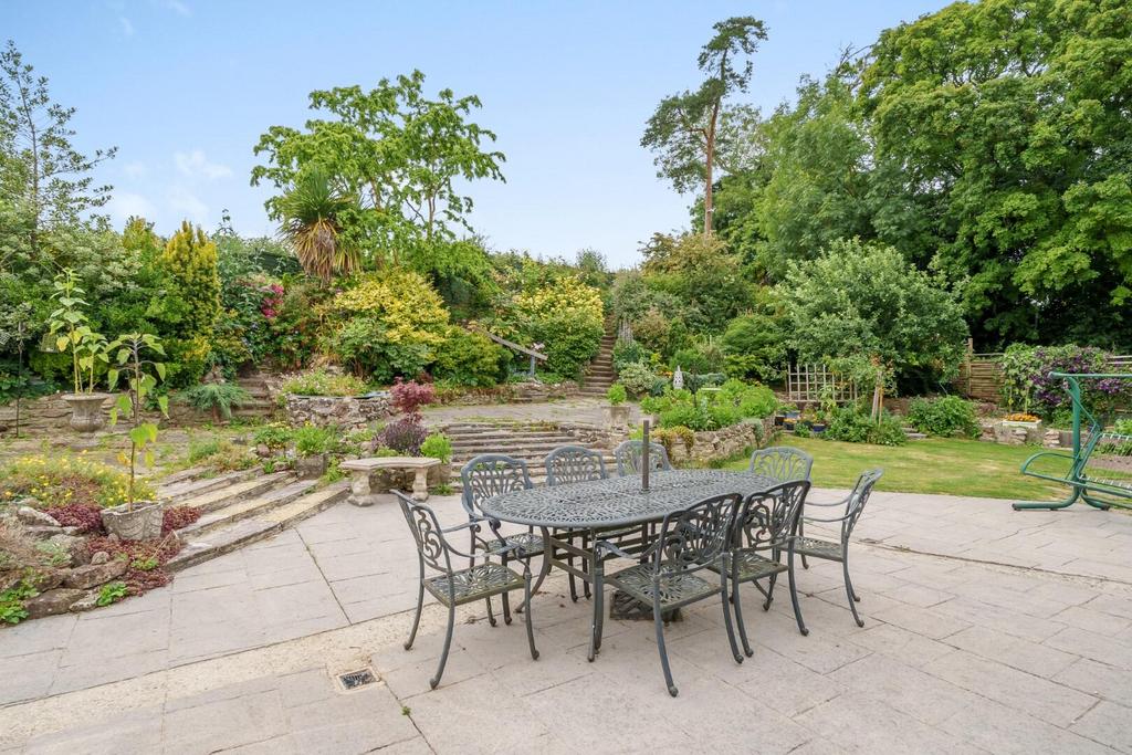 Patio Area (Large).jpg