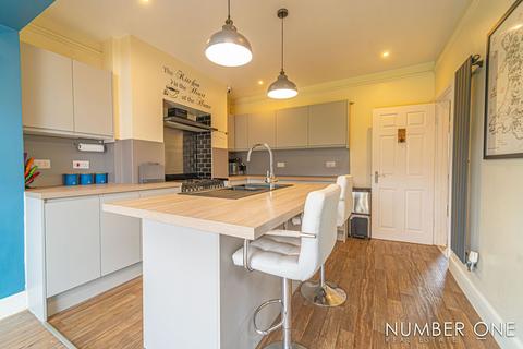 9 Clairwain, New Inn, Pontypool, NP4 0QA