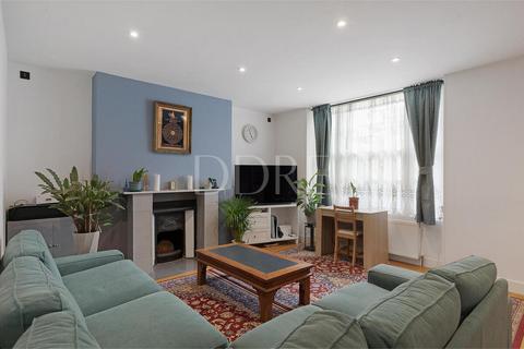 3 bedroom apartment for sale, Alexander Street, London, W2