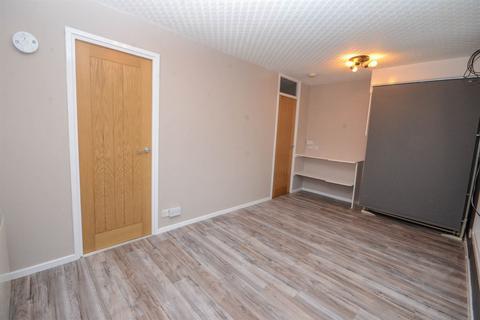 1 bedroom apartment to rent, Ebchester Court, Kingston Park