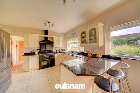 3 bedroom bungalow for sale, Orchard Lea, Droitwich, Worcestershire, WR9