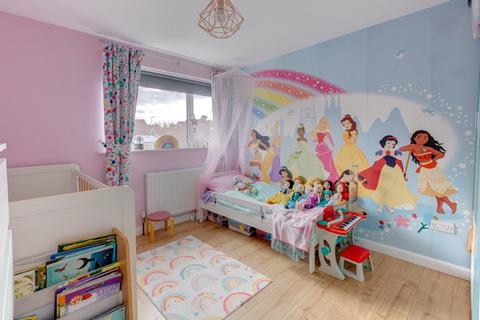 14 Bourne Avenue, Catshill, Bromsgrove, B61 0NZ