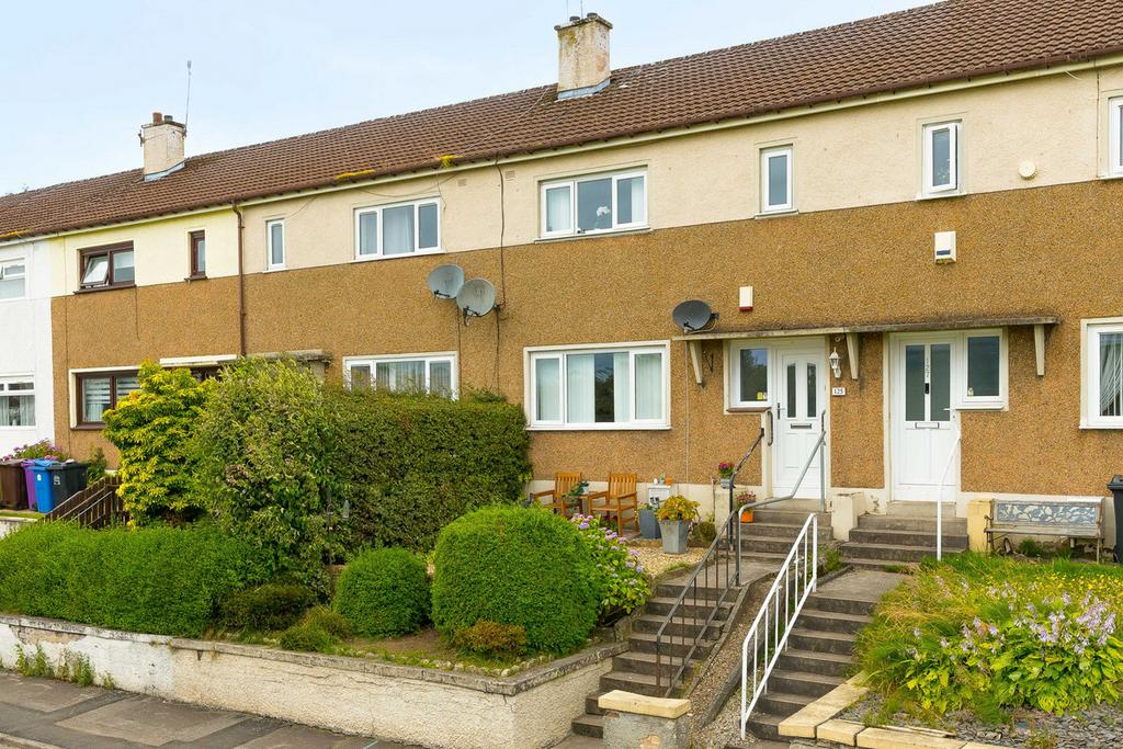 Moraine Avenue, Glasgow, G15 3 bed terraced house for sale £155,000