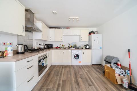 2 bedroom apartment for sale, Elmira Way, Salford