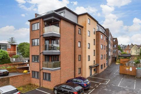 1 bedroom apartment for sale, Bridge Street, Leatherhead, Surrey