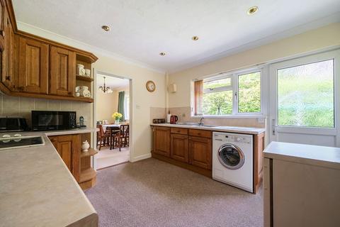 3 bedroom detached bungalow for sale, Meadowside, Launceston