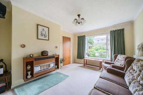 3 bedroom detached bungalow for sale, Meadowside, Launceston