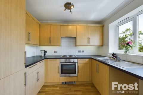 1 bedroom maisonette for sale, Staines Road West, Ashford, Surrey, TW15