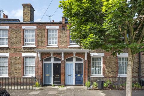 2 bedroom flat for sale, Odger Street, London, SW11